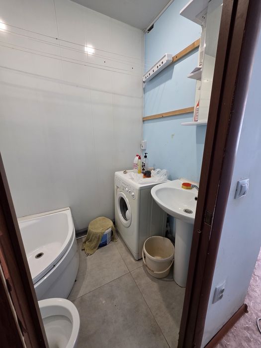 Продам в общежитии 1 комнатную кв