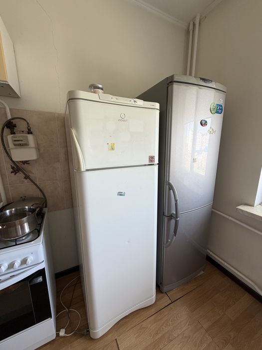 Холодильник Indesit, двухкамерный (белый)