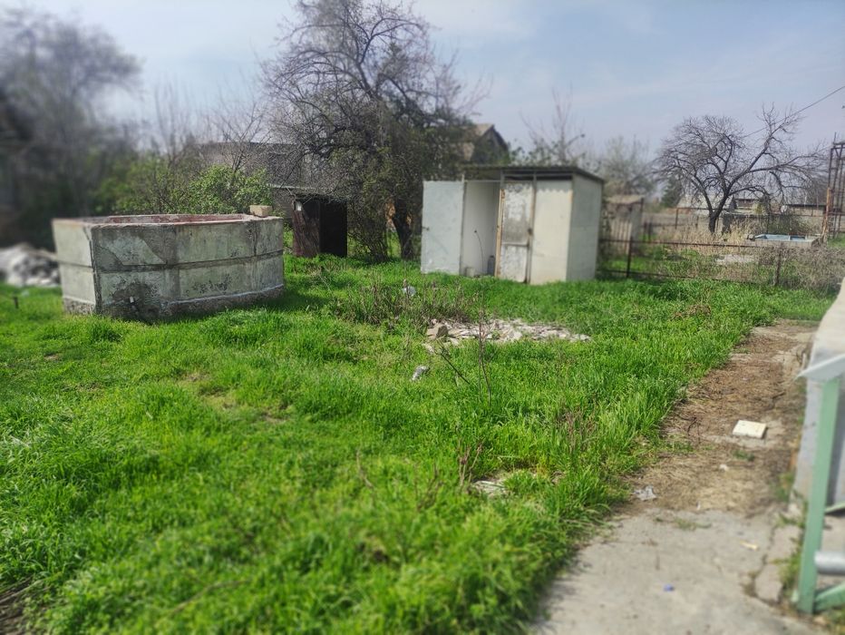 Uy sotiladi 6 sotx Dacha Jumabozor tarafda