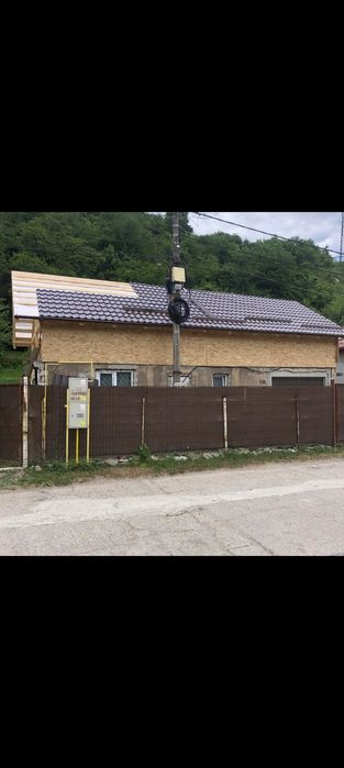 Acoperișuri și montaj