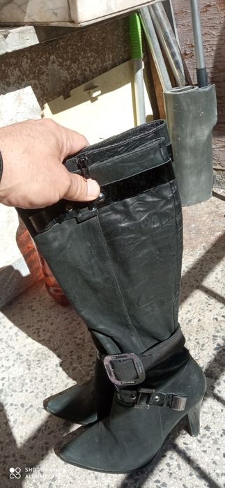 официални дамски ботуши от естествена кожа 38 номер в перфектно състоя