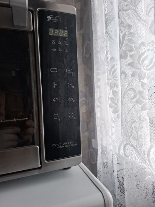 Продам экктричискую духовку