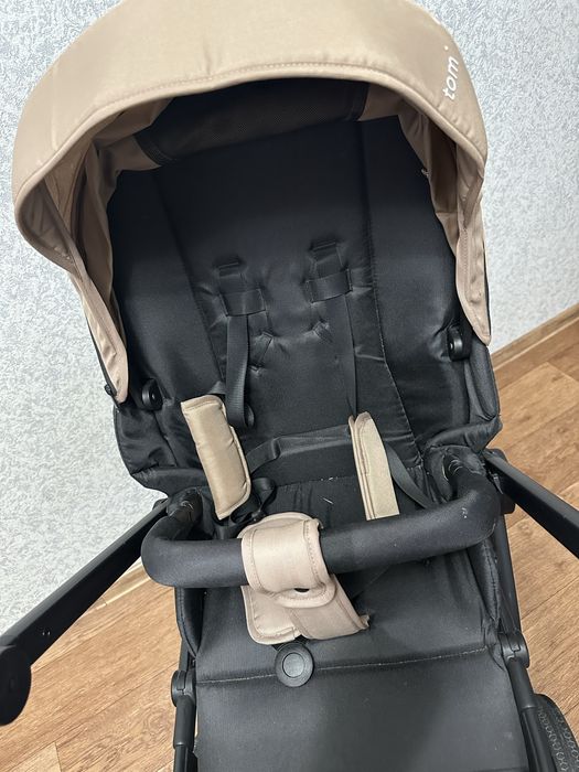 Продам коляску Tomix Walker