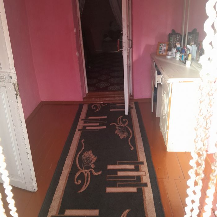 Uy sotiladi 4 xona Kuchlukda