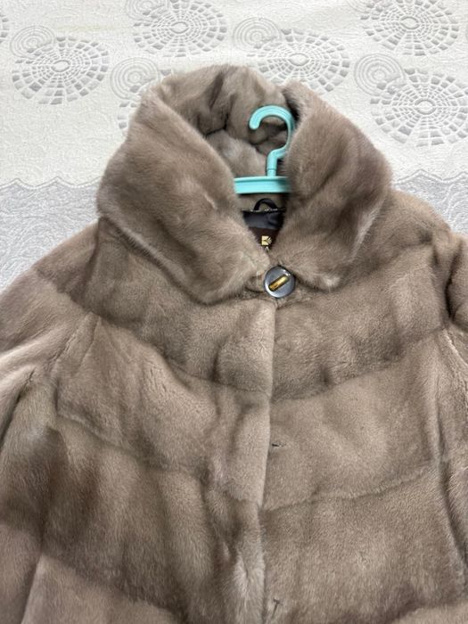 Продам шубу норковую