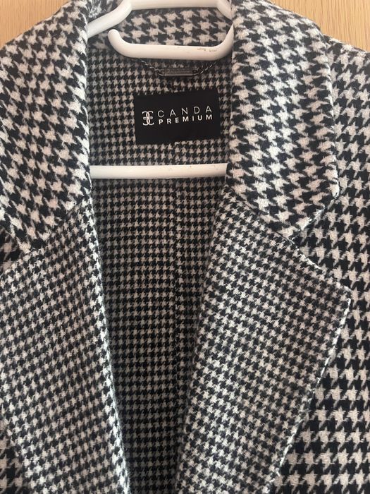 Pardesiu cu buzunare necaptusit