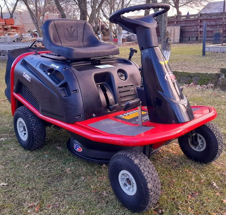 Tractoraș tuns iarba Minirider 60 E