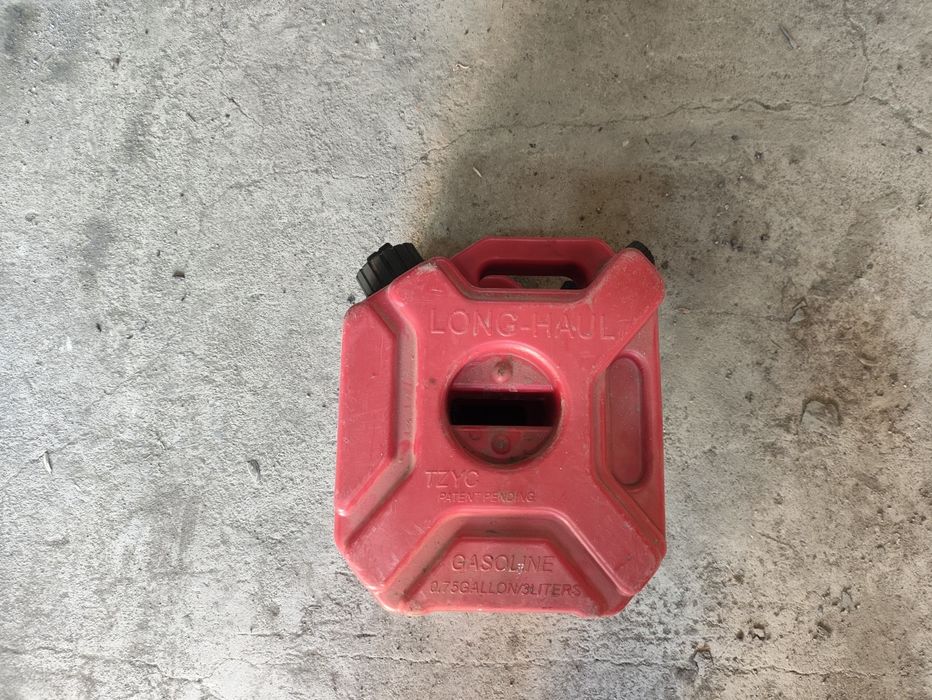 Канистра для бензина 3 литра