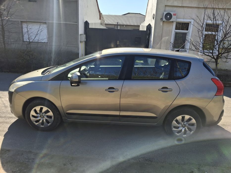 Peugeot 3008 1.6 benzină 120 CP, anul 2009,