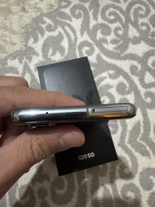 Samsung s20 5G 12/128