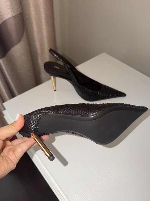 Новые туфли Zara