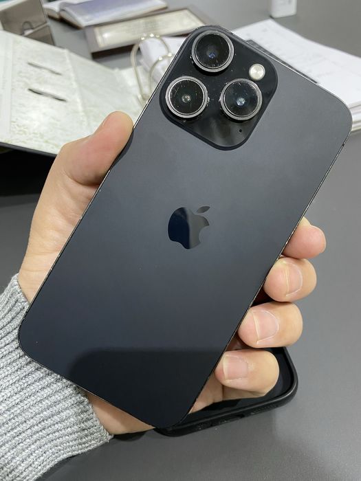 Продам айфон хр, работает идеально