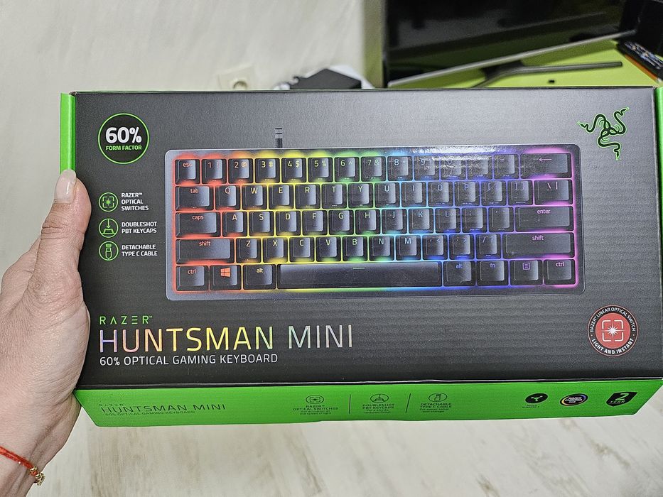 Razer Huntsman mini клавиатура