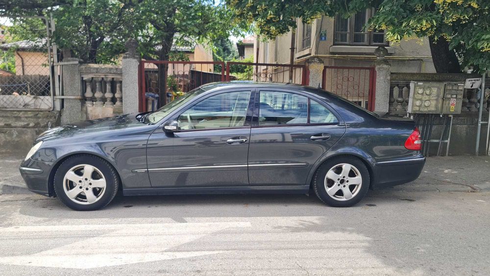 MERCEDES-BENZ E-Class 2004 — imagine 4