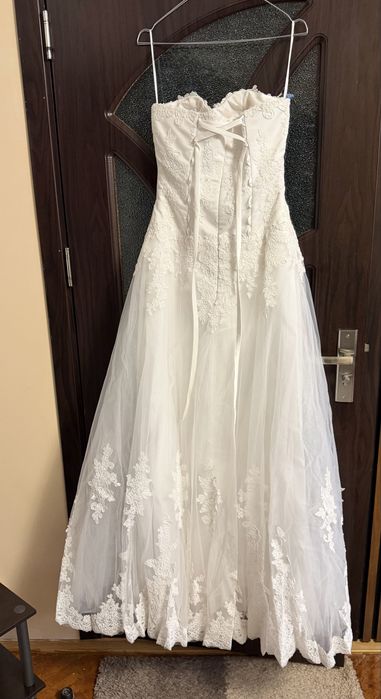 Rochie mireasa marimea xs