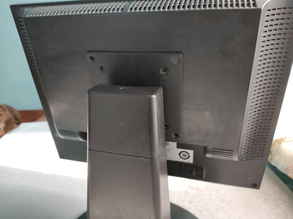 Сенсорный монитор. Ctx 60 герц