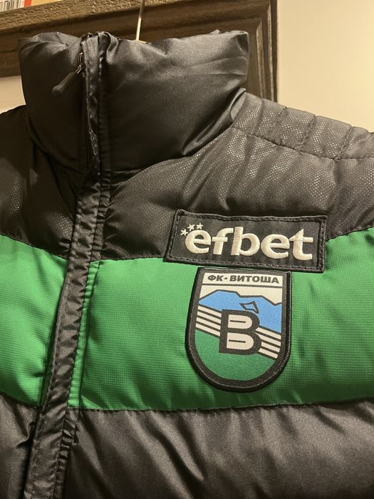 Продавам спортен елек