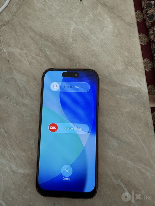 Iphone 17 pro sotiladi dubai