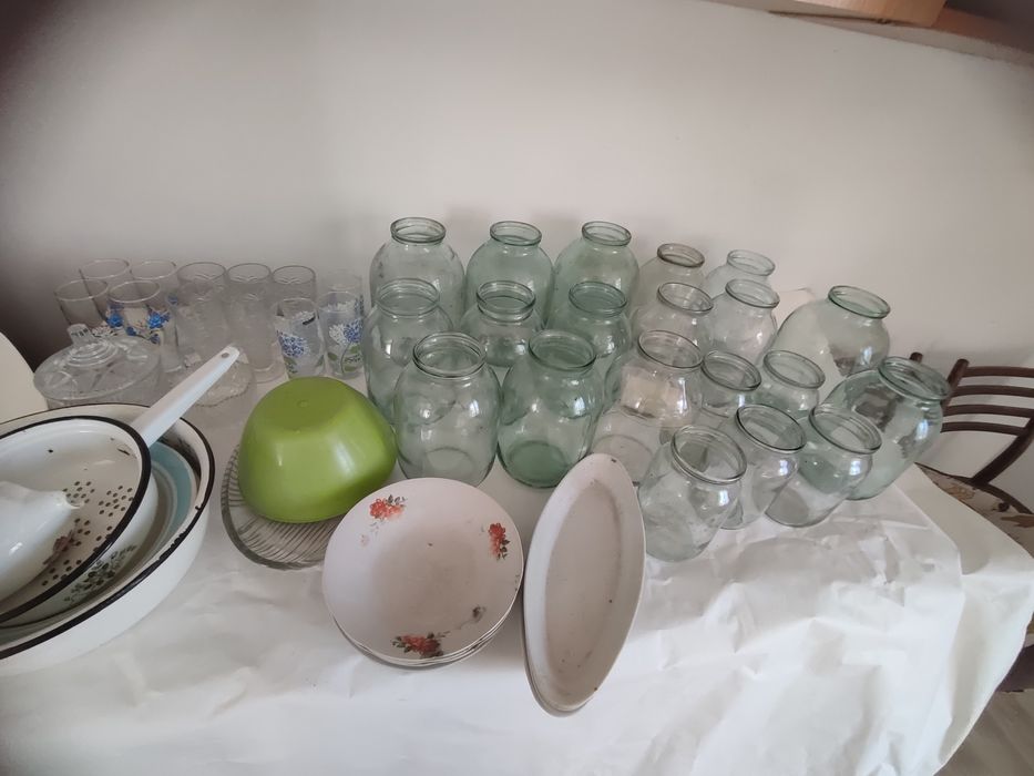 Продам банки и посуда за все 5000