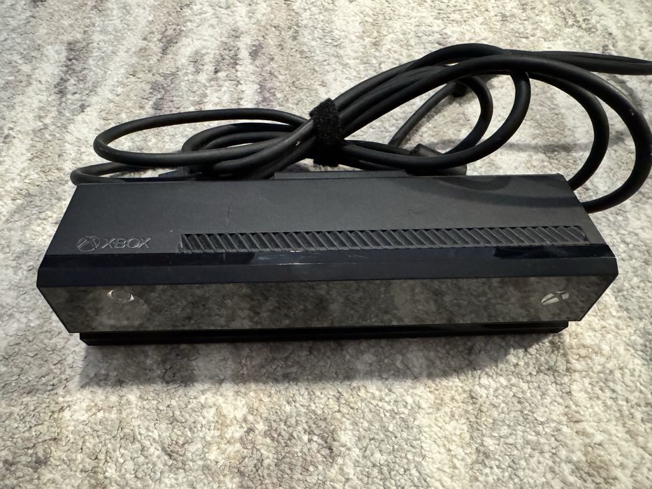 Kinect xbox one + joc kinect sports rivals SIGILAT