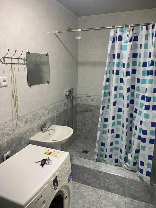 #1936

Бектемирский район
ор-р Водник, новостройка "Мусаффо