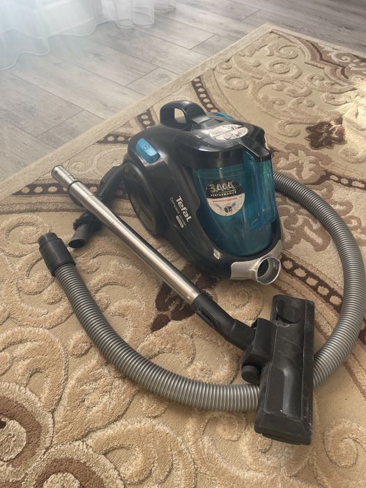Продается пылесос Tefal
