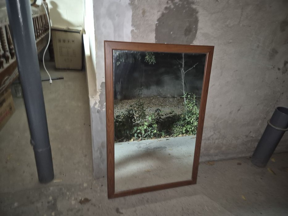 Продам зеркало в отдичном состоянии