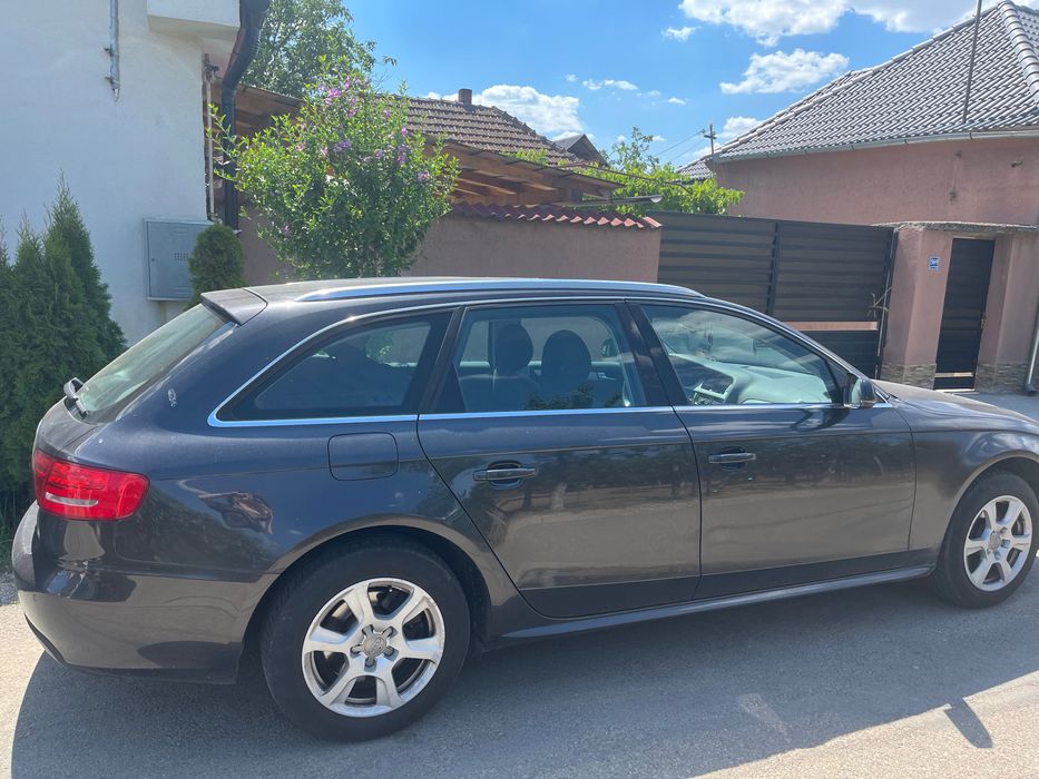 AUDI A4 2010 — imagine 2