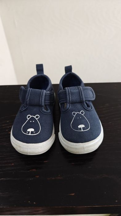 Обувь детская, ботинки 22-24 размер