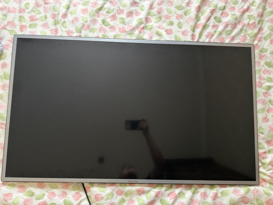 Продам телевизор марки “SAMSUNG”