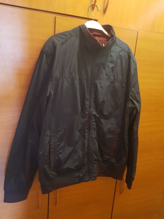 Geacă bărbătească două fețe, mărimea L
