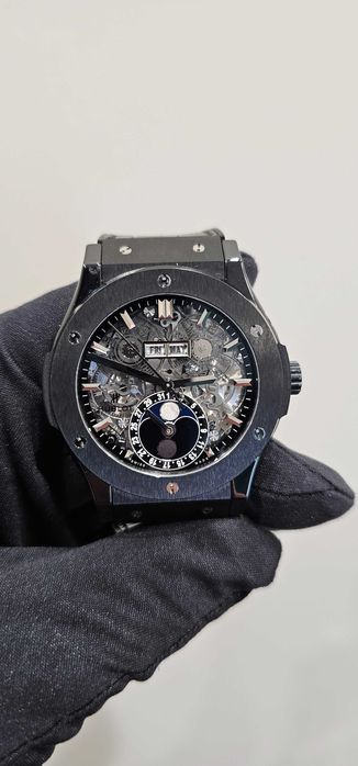 Часы Hublot Aerofusion MOONPHASE BLACK MAGIC