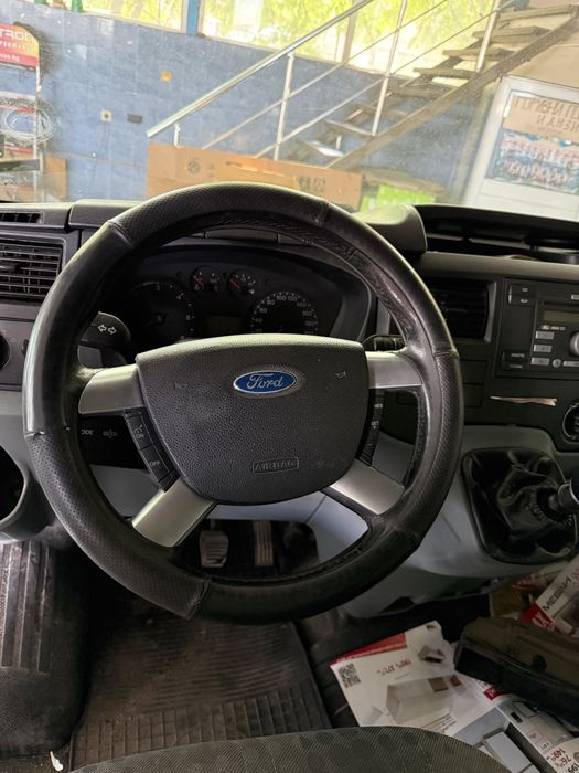 Ford Transit 350L