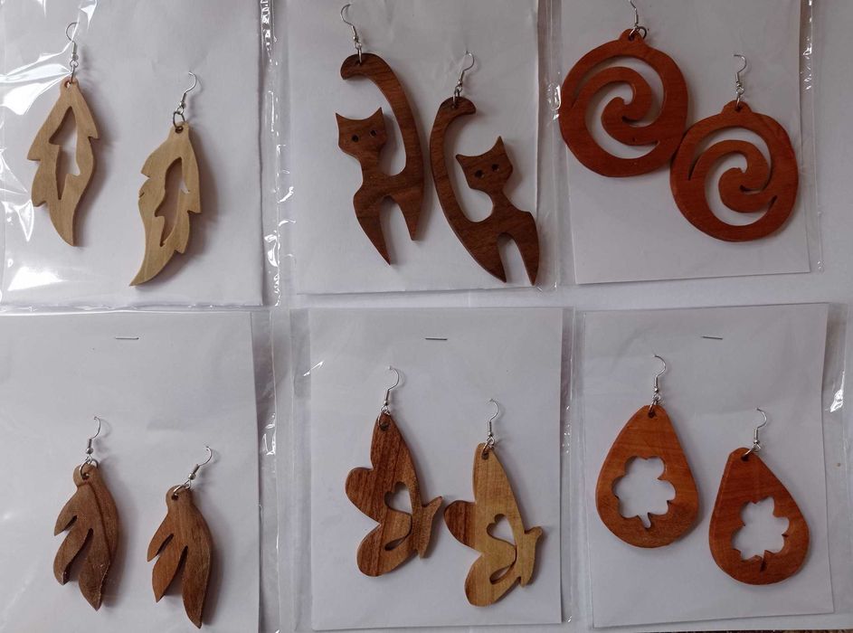 Дървени обици материял орех и череша