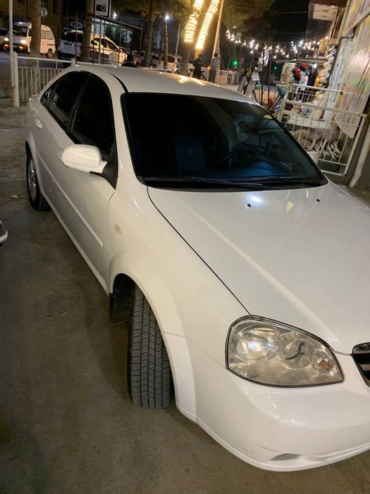 Shevralet Lacetti 2011