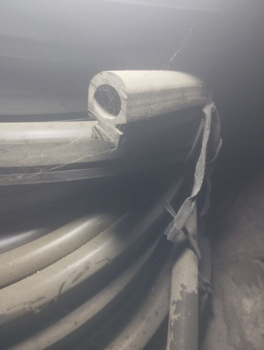 Уплотнение двери электрички