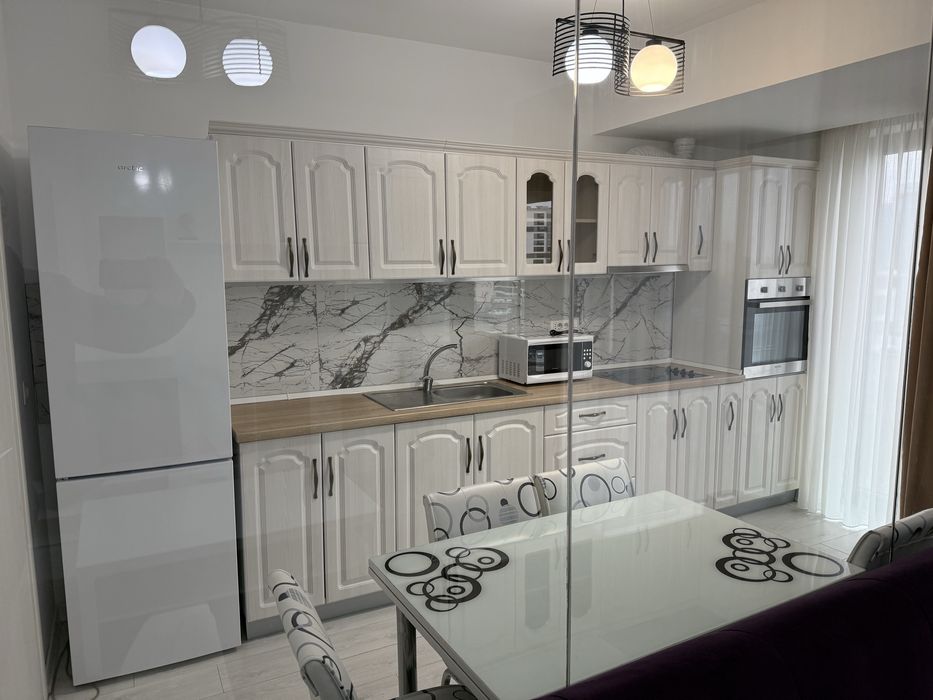 Proprietar ofer spre inchiriere apartament 2 camere Cloud 9 Residence