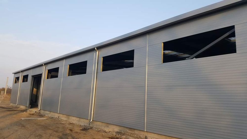 Producător de hale metalice cu panouri Sandwich conform proiect