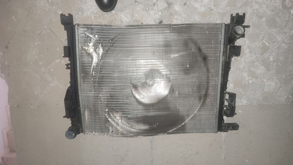 Радиатор рено логан степвей