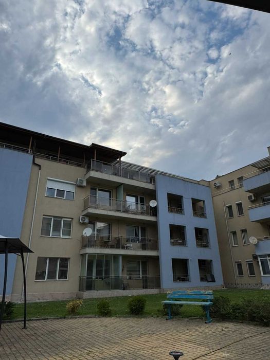 Многостаен апартамент с Гараж в град София