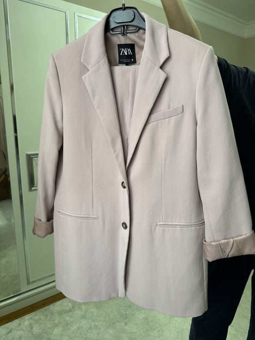 Костюм брючный Zara