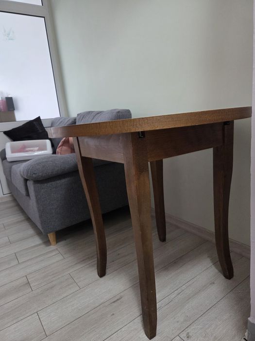 Трапезна маса - разтегателна