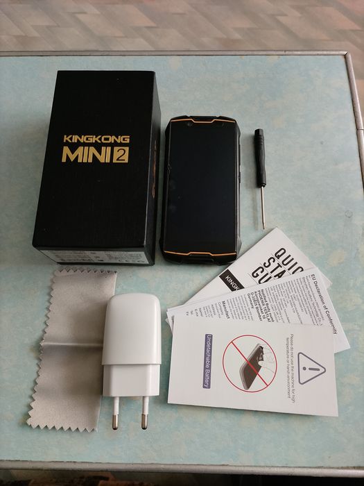 Смартфон " Cubot king kong mini" 2