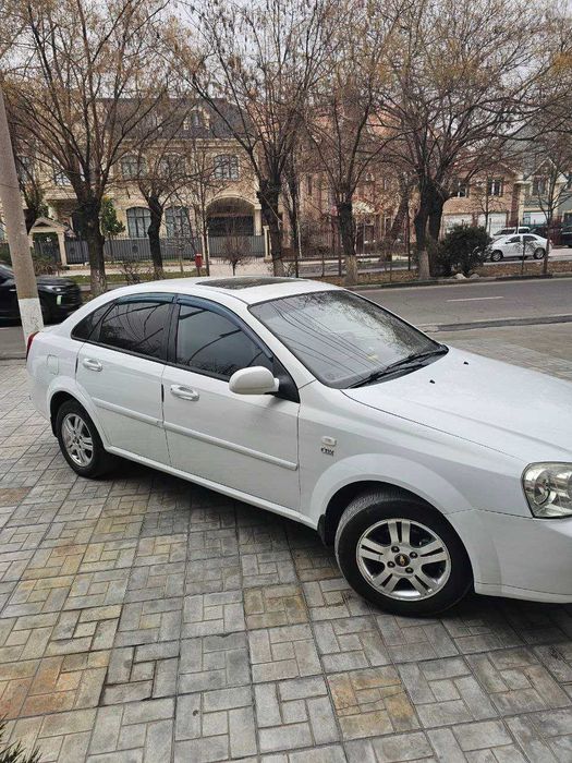 Chevrolet Lacetti 2009 | Автомат | Новый мотор и АКПП