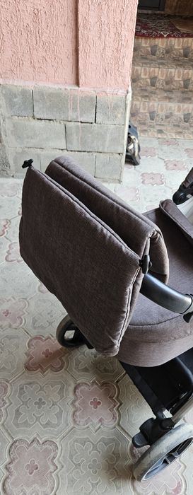 Коляска детская с прогулочным блоком и люлькой