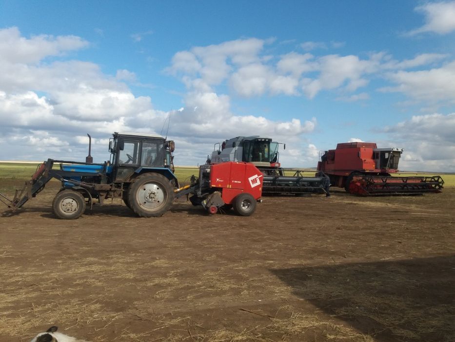 Продам  трактор .