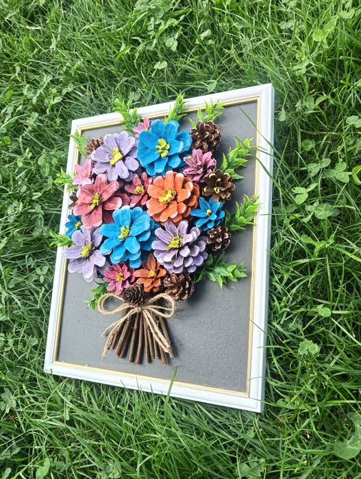 Tablou handmade cu conuri