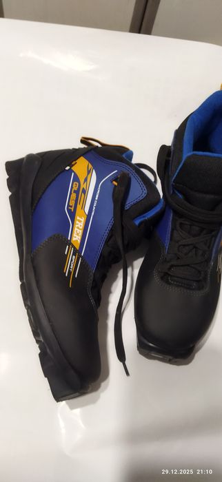 Ботинки лыжные Trek