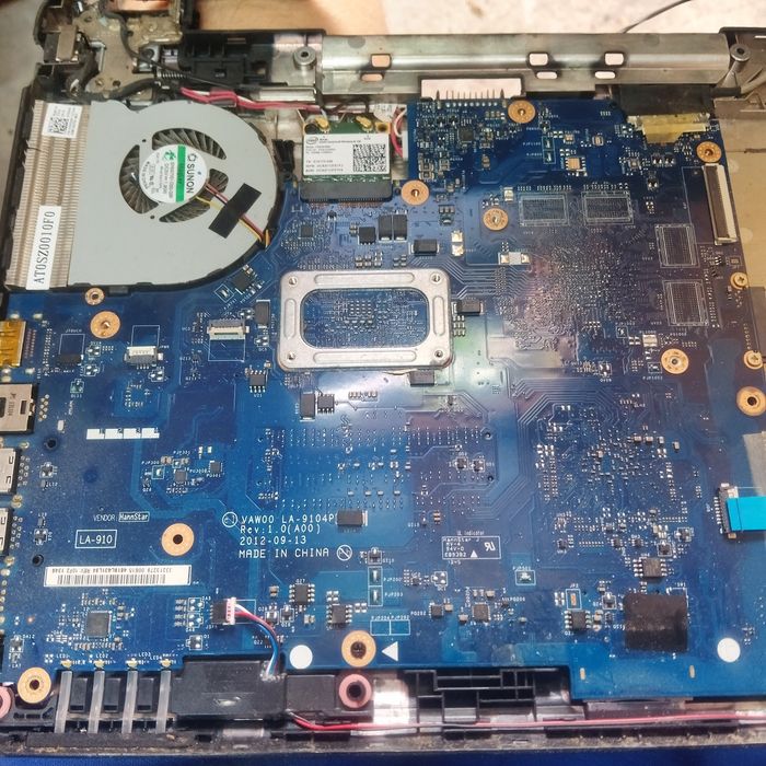 Placa de baza functionala dell  inspiron 15-3521