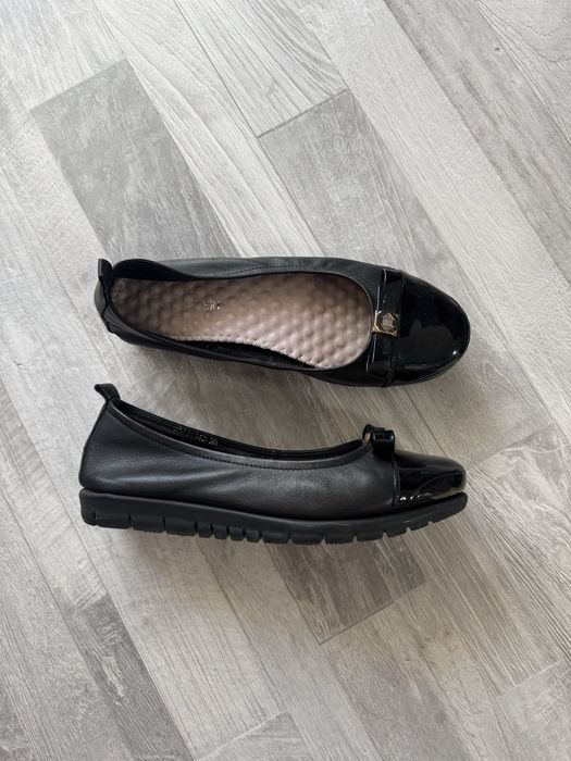 Продам кожанные лодочки